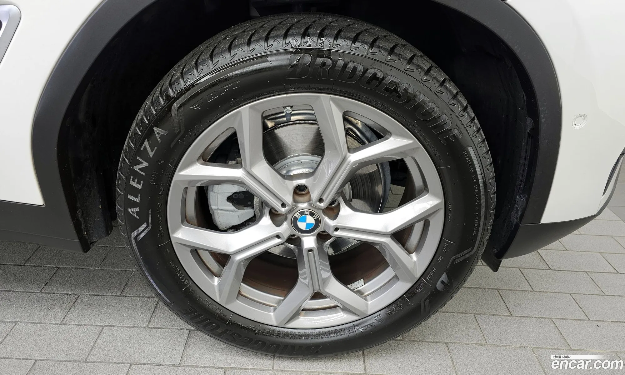 BMW X4 2023 — 18