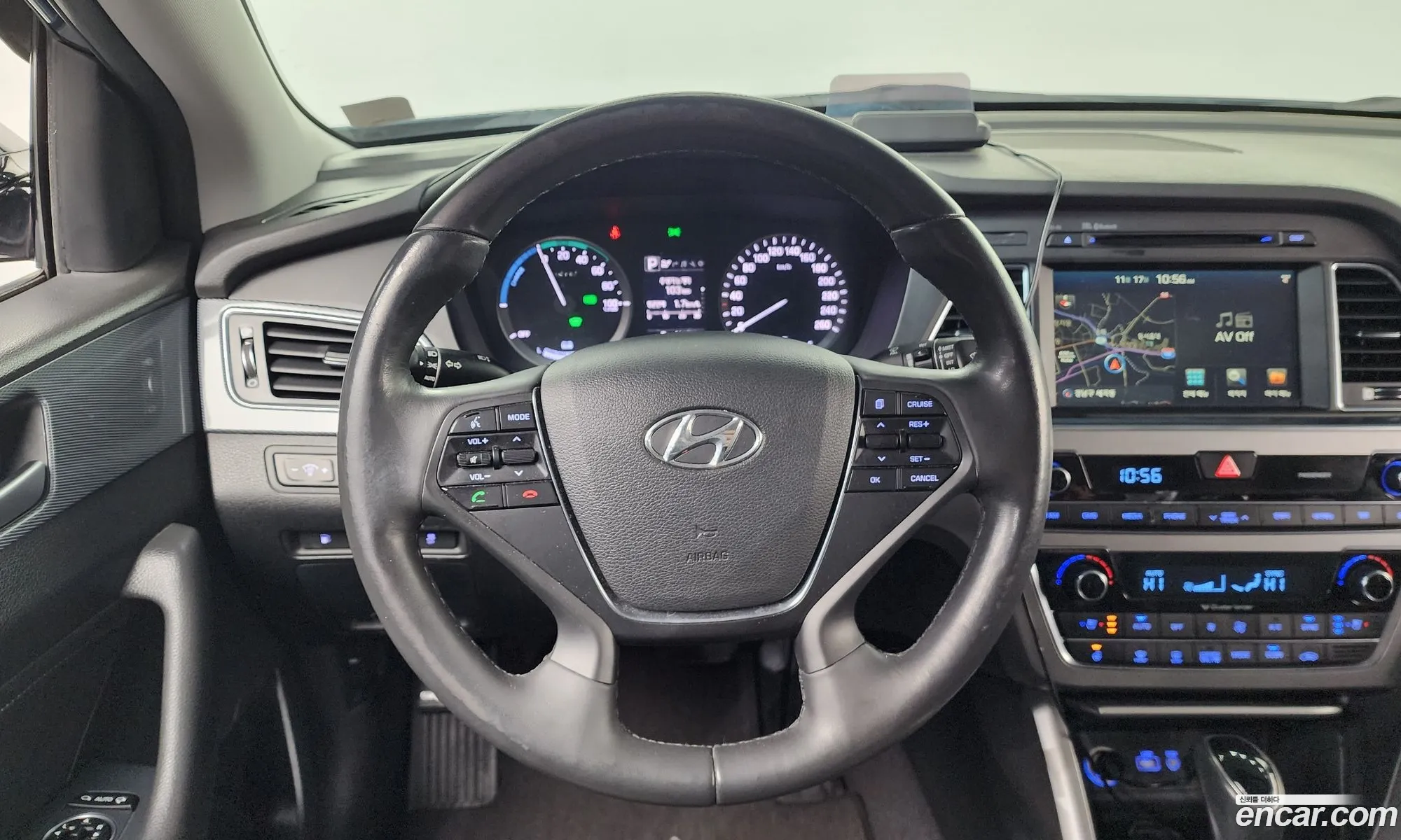 Hyundai LF Sonata Hybrid 2016 — 17