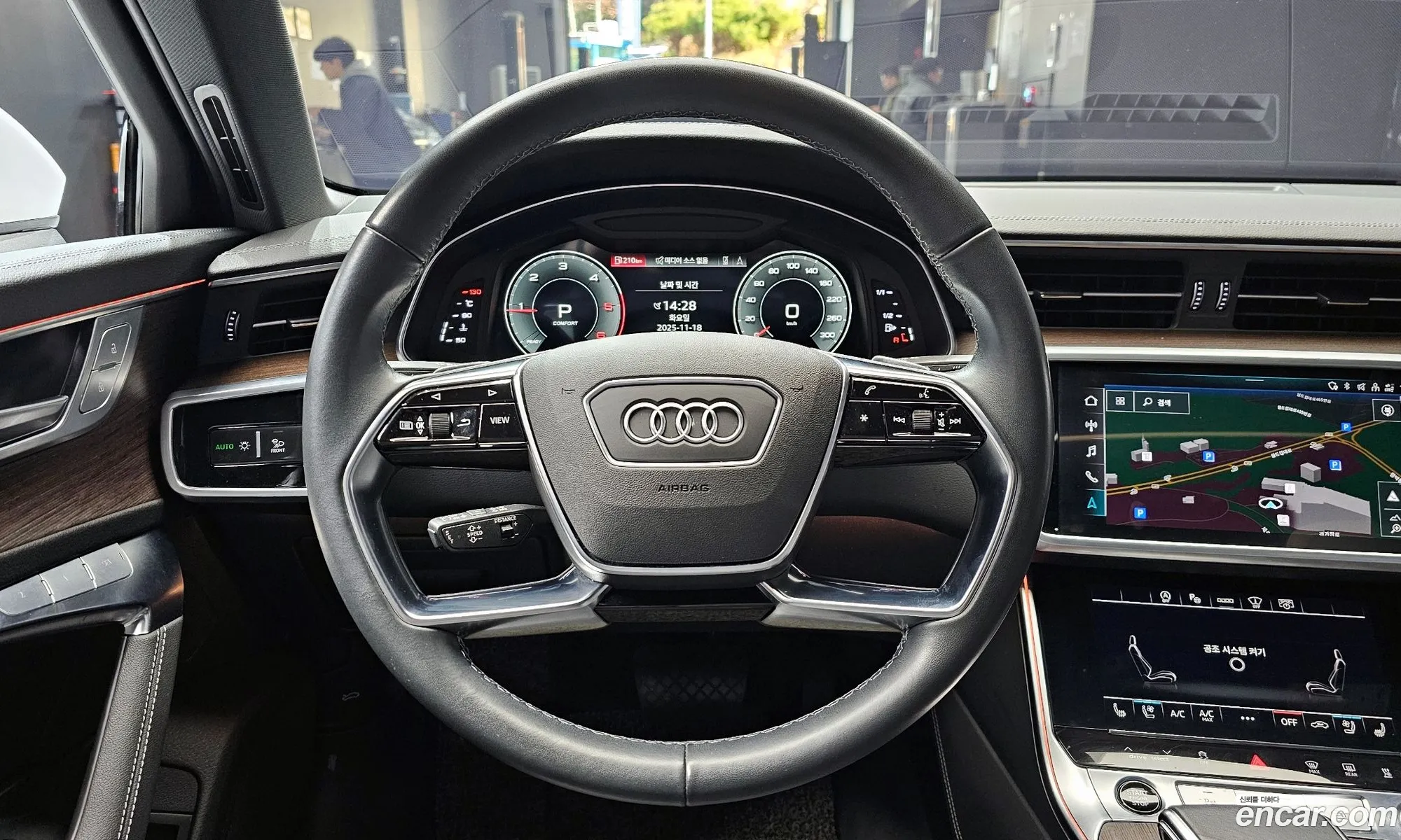Audi A6 2022 WAUZZZF23NN041093 — 10