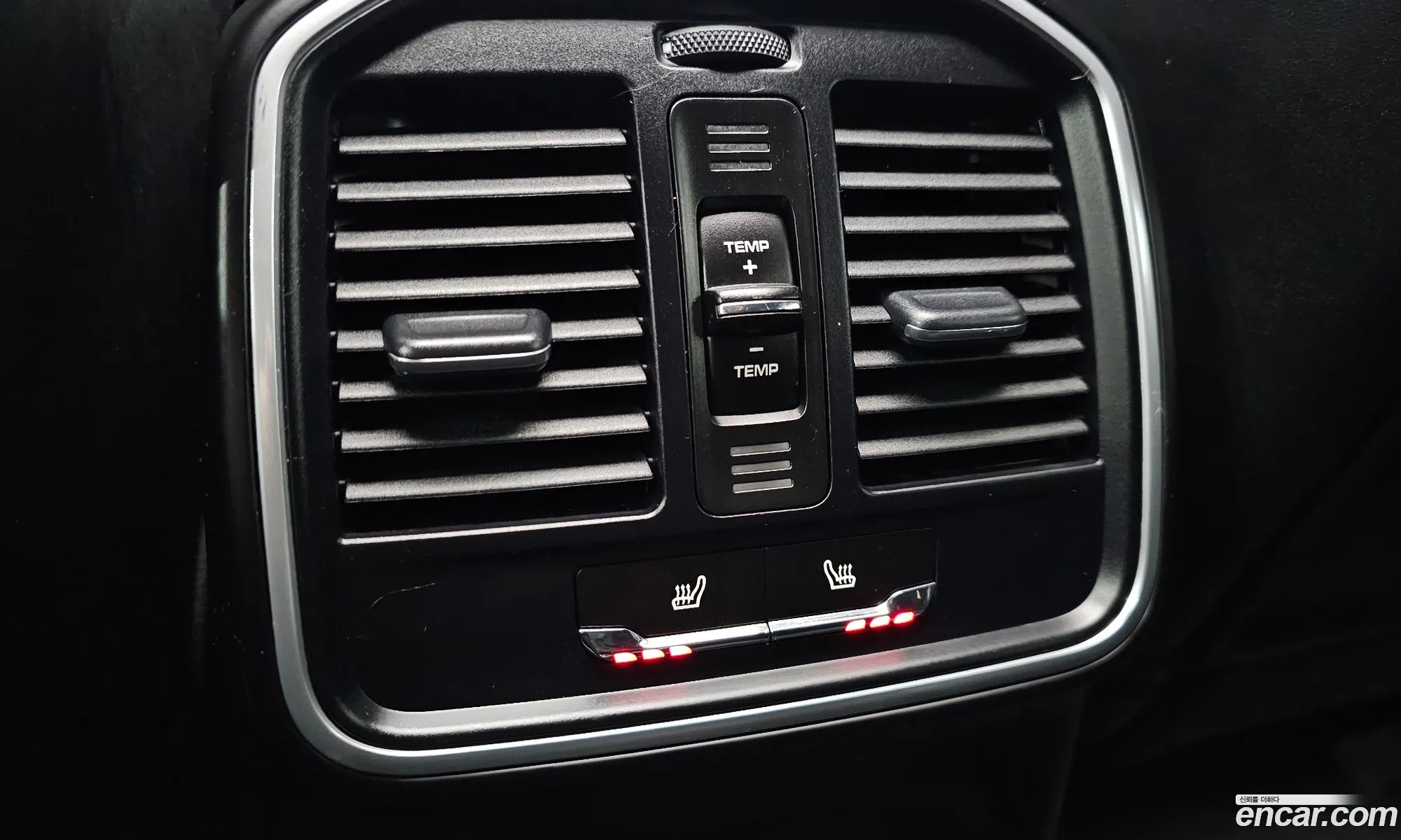Porsche Macan 2017 WP1AD295XHLB70720 — 12
