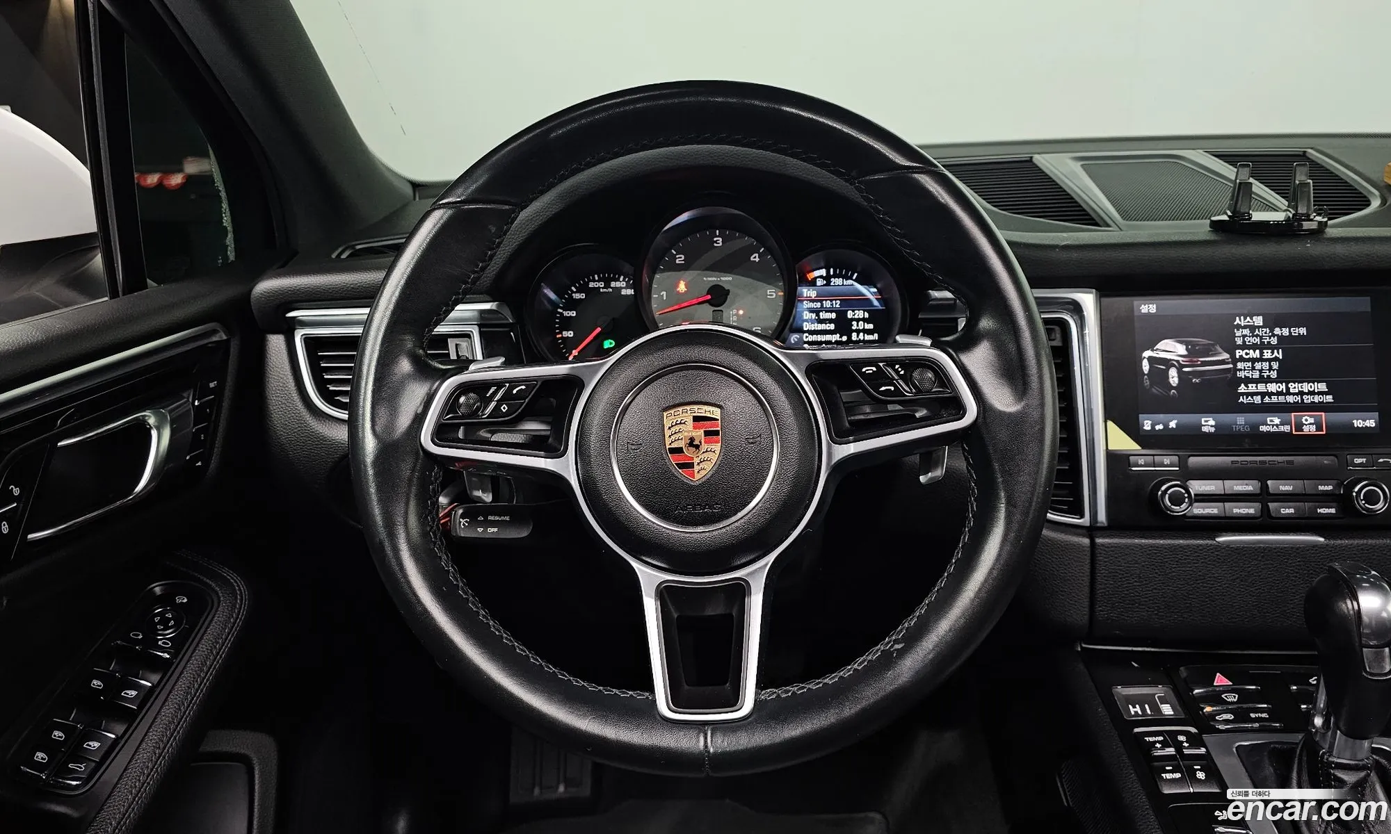 Porsche Macan 2017 WP1AD295XHLB70720 — 13