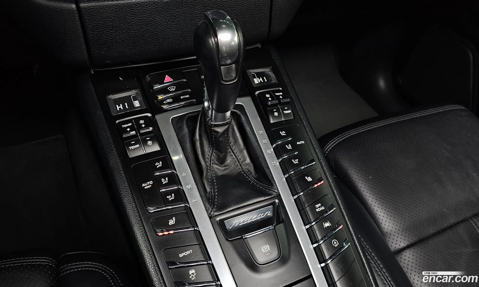 Porsche Macan 2017 WP1AD295XHLB70720 — 10