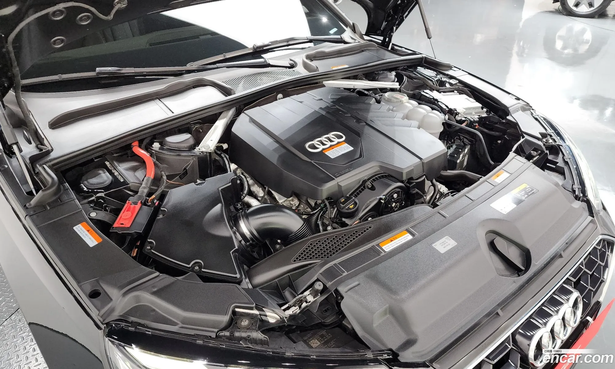 Audi A4 2023 — 5
