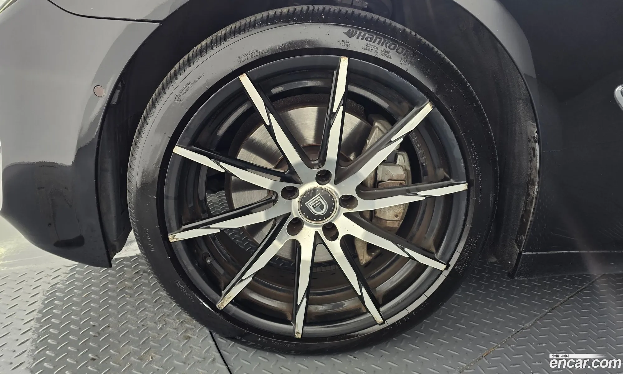 BMW 7 Series 2012 WBAYG4106DDE81083 — 11