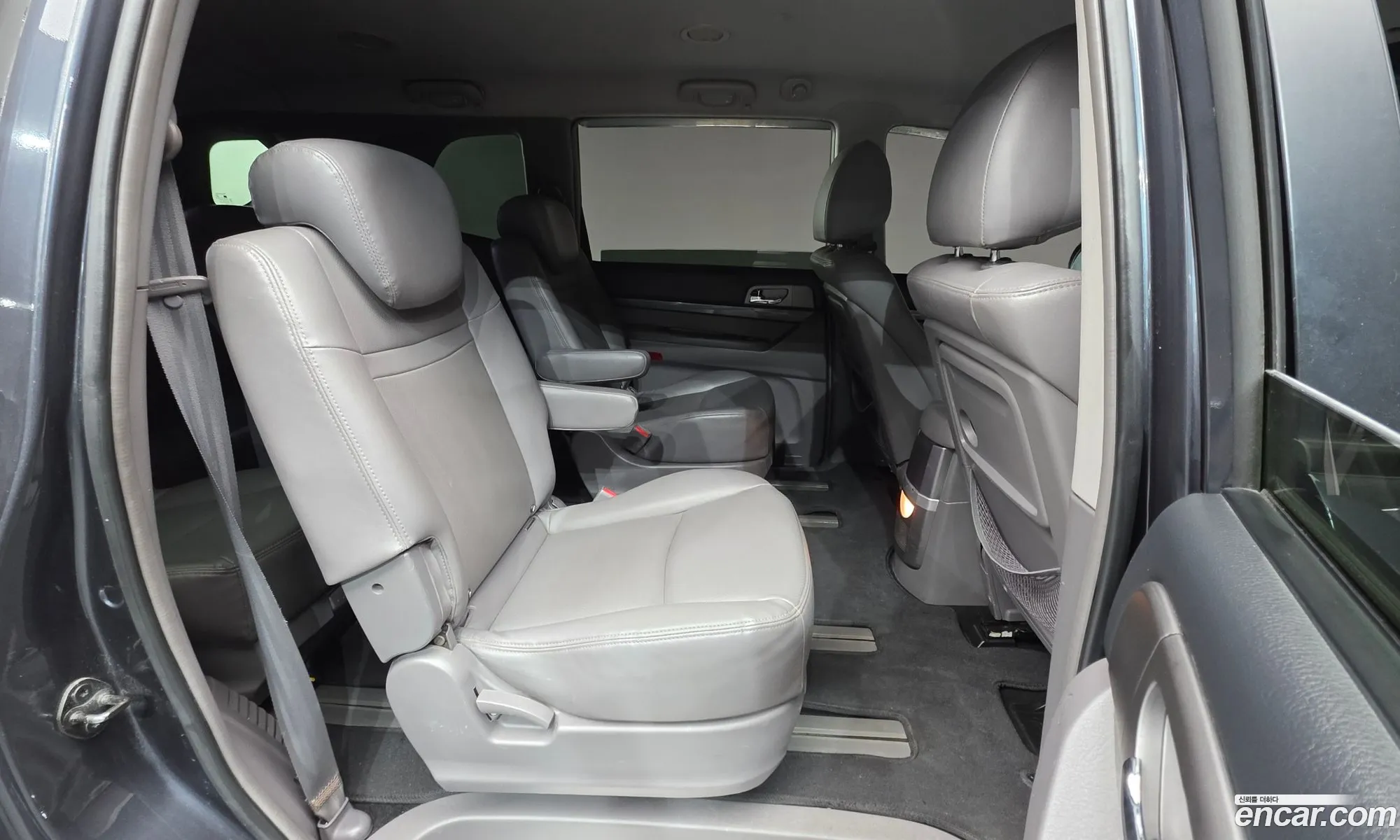 KG Mobility (SsangYong) Korando Turismo 2014 — 13