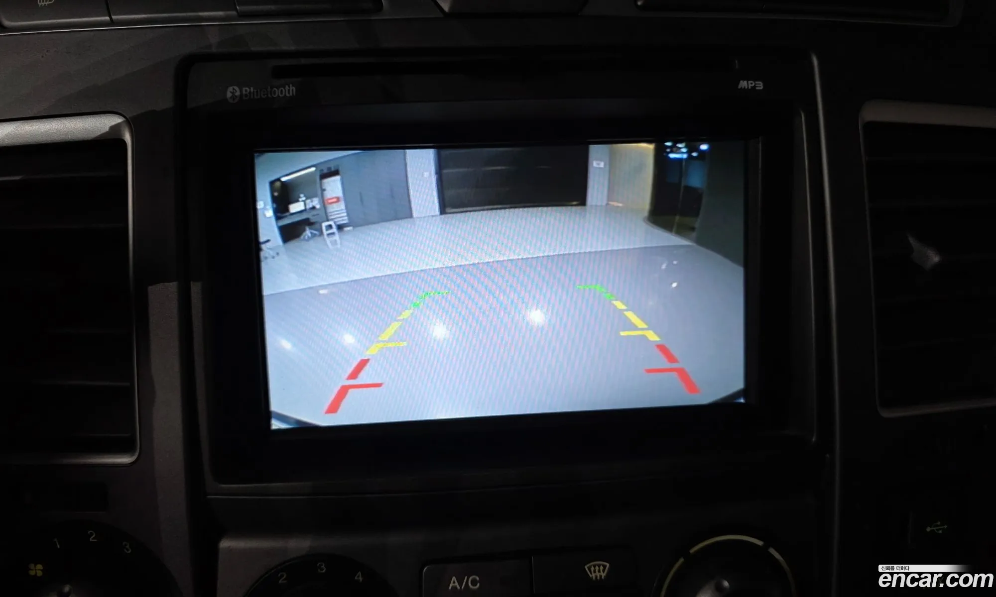 KG Mobility (SsangYong) Korando Turismo 2014 — 3