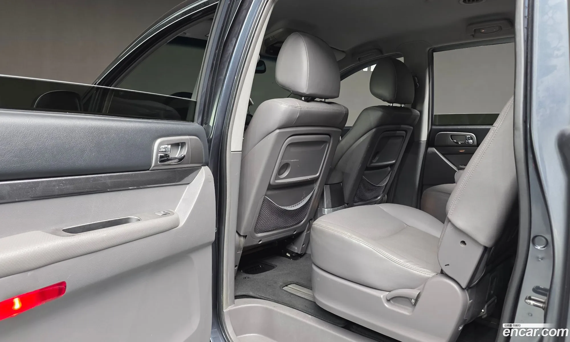 KG Mobility (SsangYong) Korando Turismo 2014 — 4