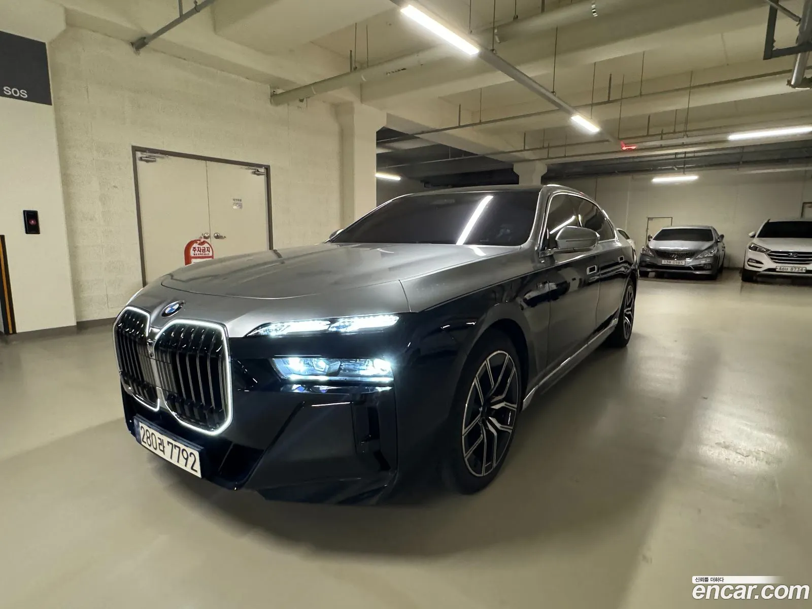 BMW 7 Series 2023 — 16