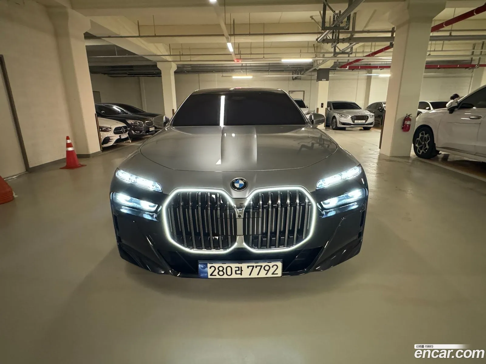 BMW 7 Series 2023 — 12