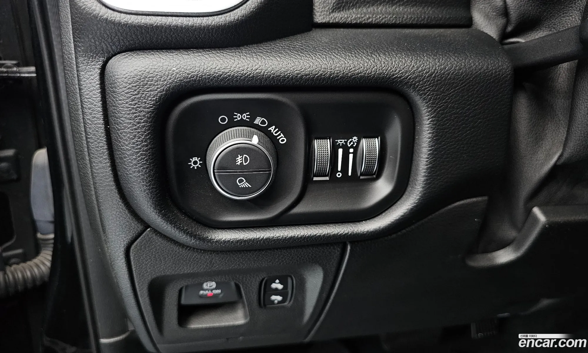 Dodge Ram Pickup 2019 1C6SRFRT8KN655938 — 12