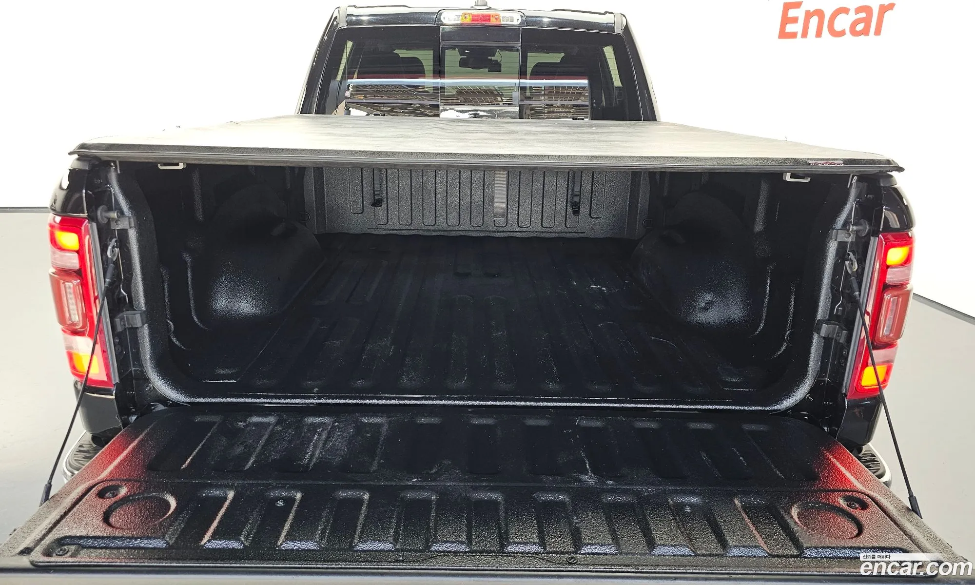 Dodge Ram Pickup 2019 1C6SRFRT8KN655938 — 9