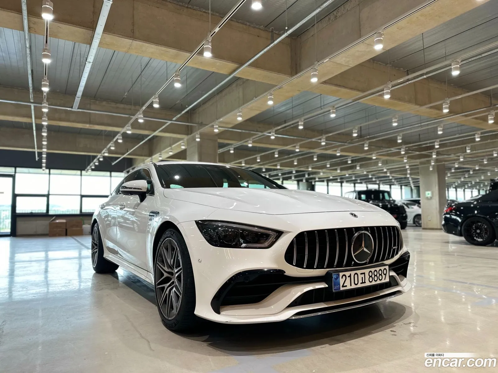Mercedes-Benz AMG GT 2023 — 14
