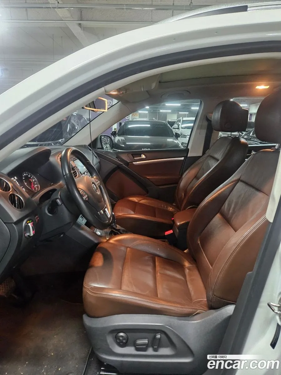 Volkswagen Tiguan 2015 — 17