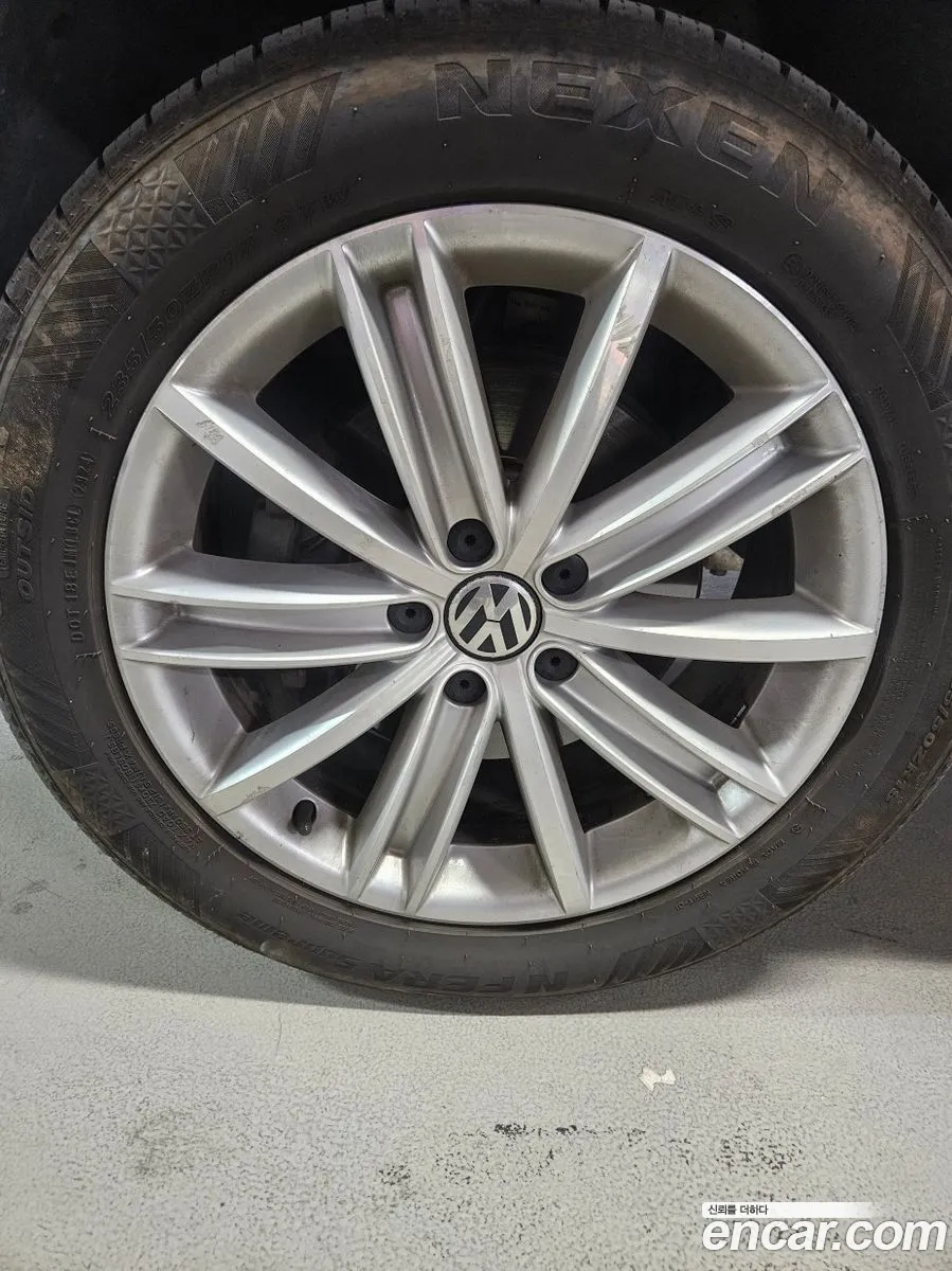 Volkswagen Tiguan 2015 — 11