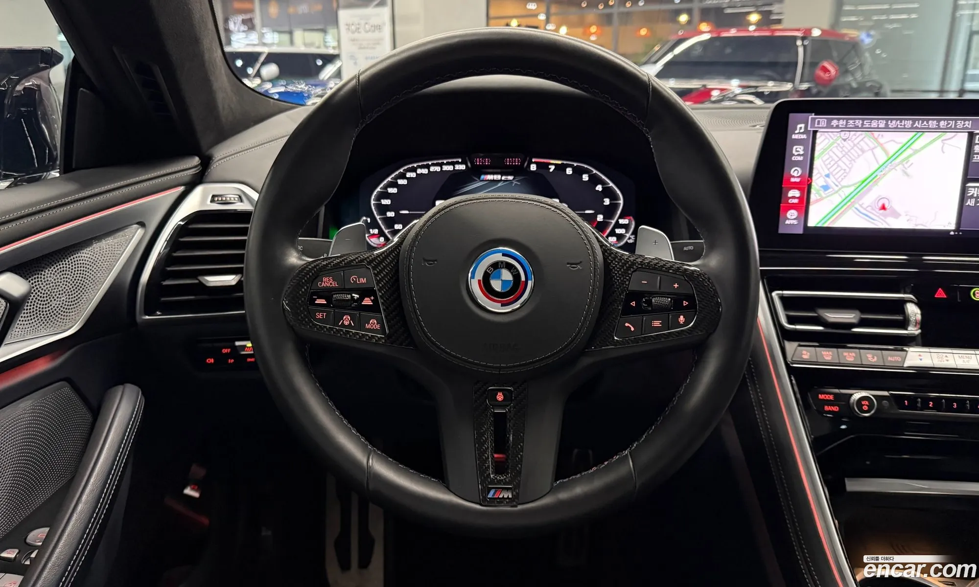 BMW 8 Series 2024 — 14