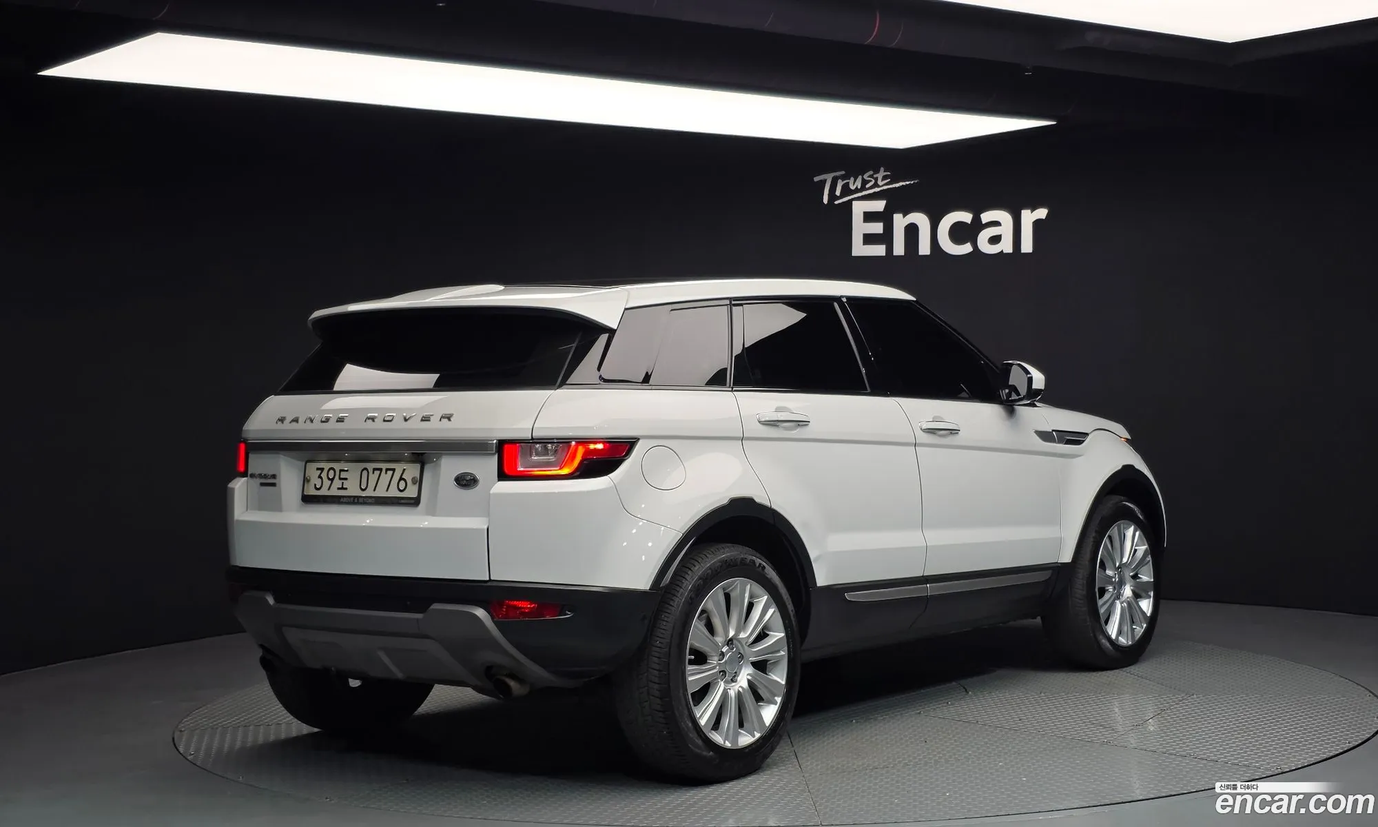 Land Rover Range Rover Evoque 2016 SALVA2BN3GH122413 — 18