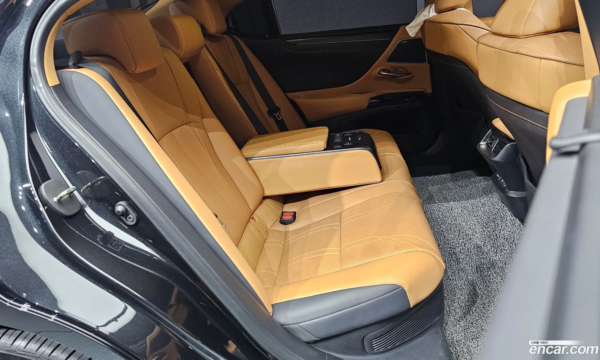 Lexus ES300h 7th Gen 2022 JTHBA1C19N2011525 — 6