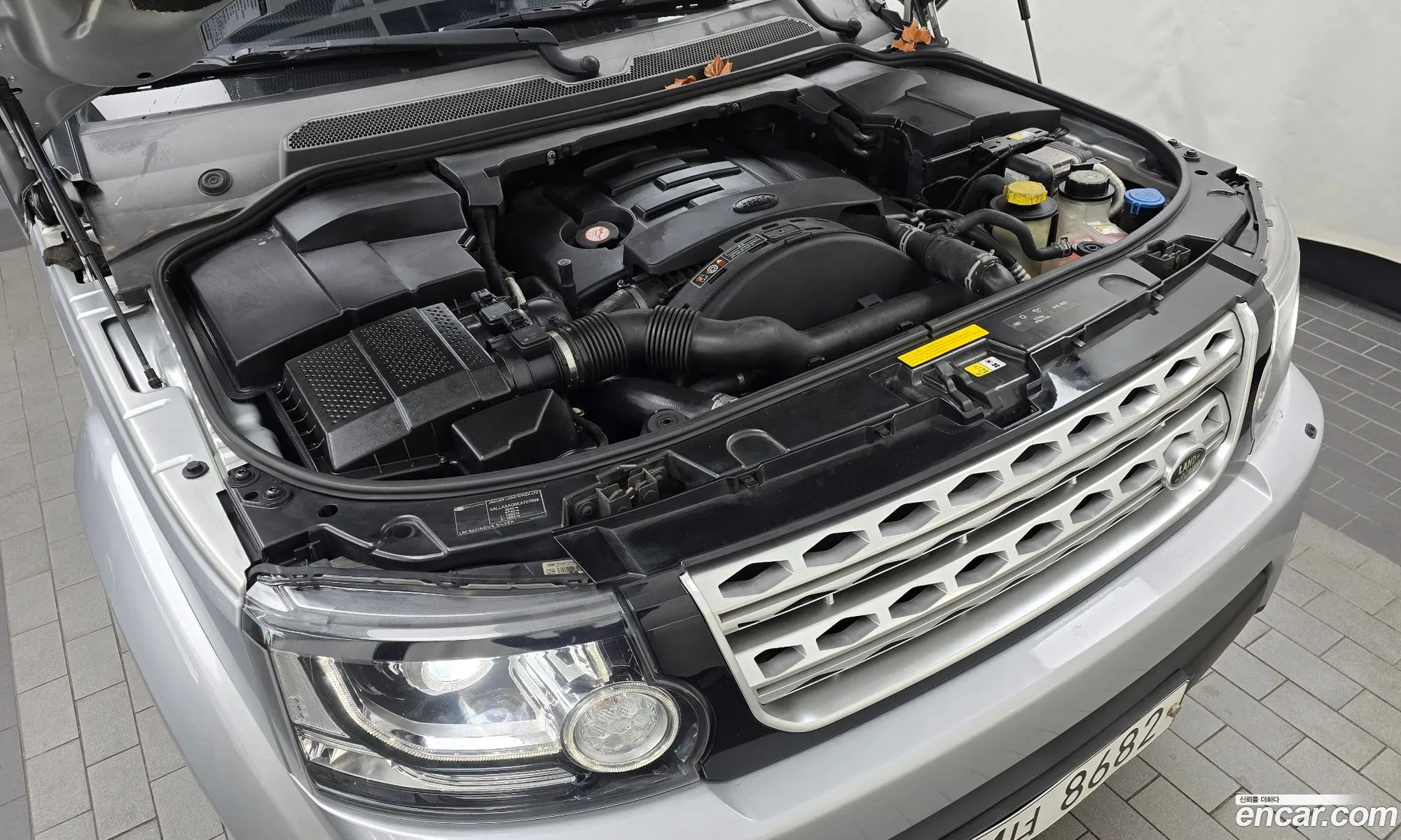 Land Rover Discovery 4 2014 SALLAAAG6EA707894 — 3