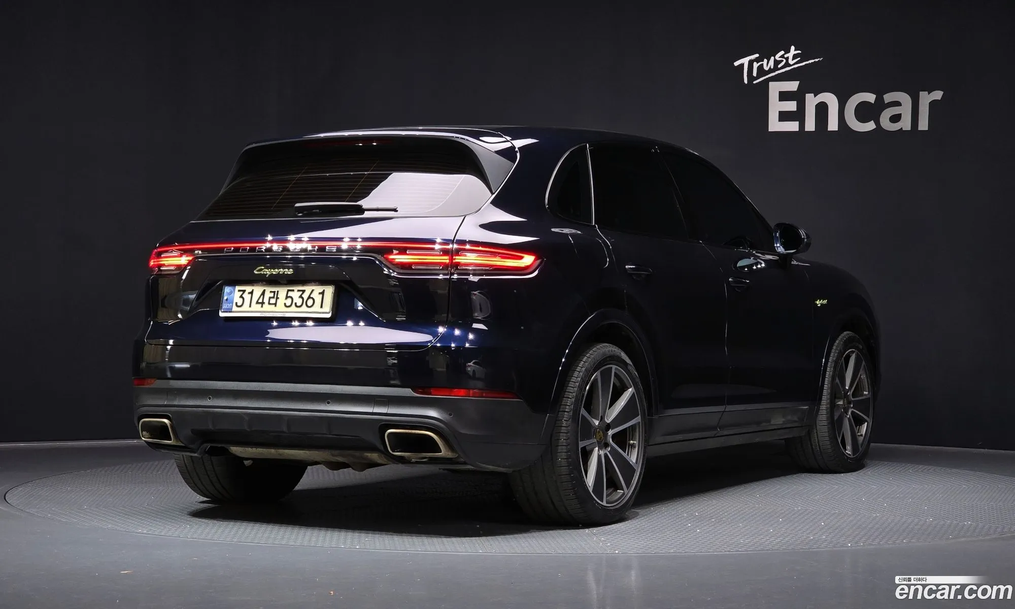 Porsche Cayenne 2020 — 11