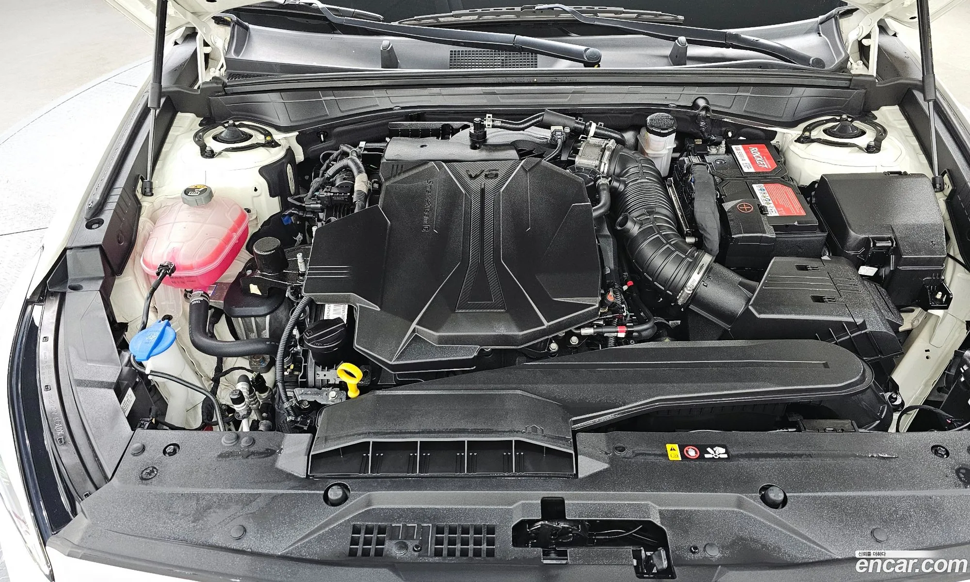 Kia K8 2022 — 17