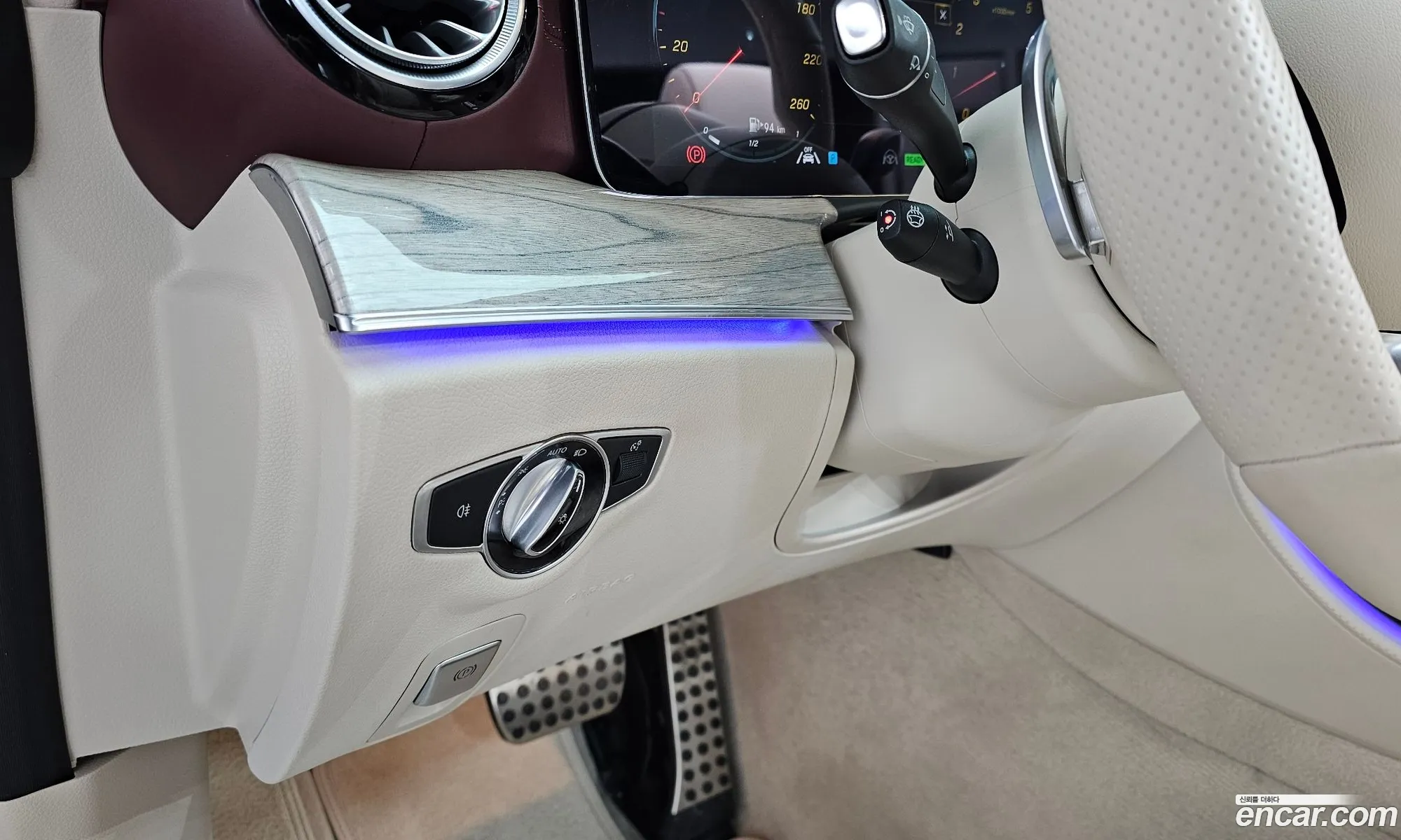 Mercedes-Benz E-Class W213 2021 — 24