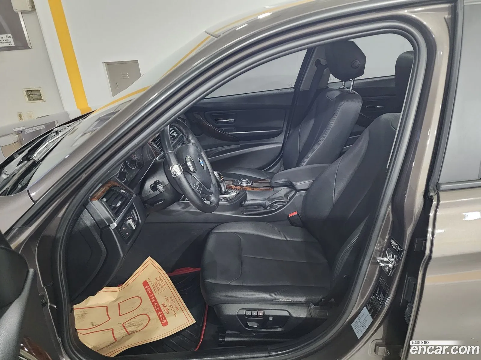 BMW 3 Series 2012 — 16
