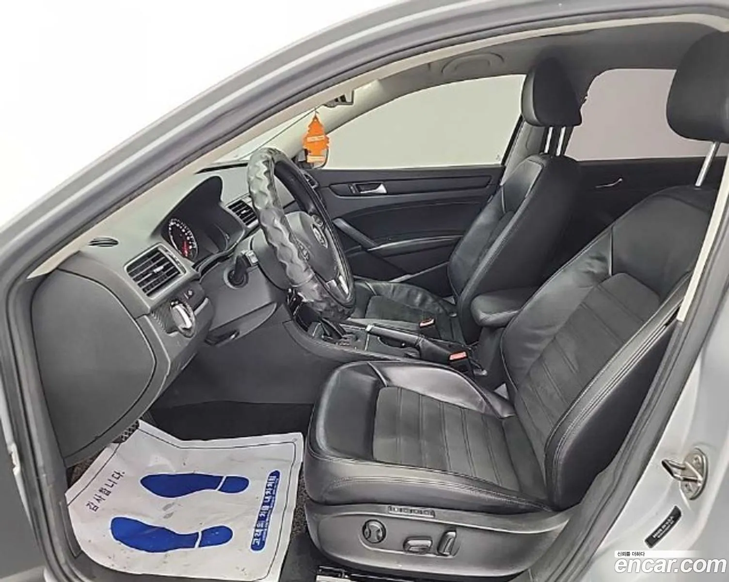 Volkswagen Passat 2013 — 17