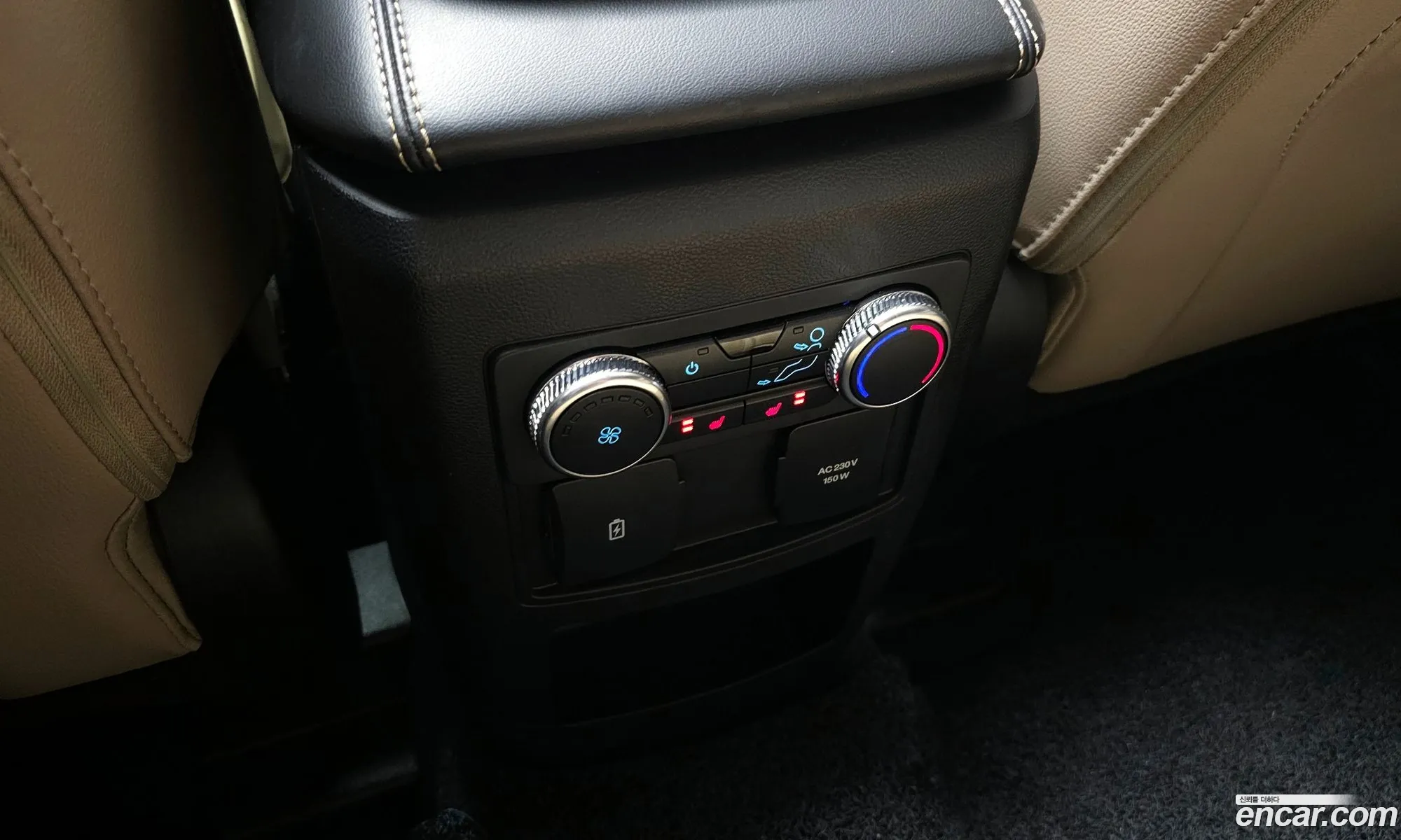 Ford Explorer 6th Gen 2021 1FMSK8FH0MGC03056 — 3