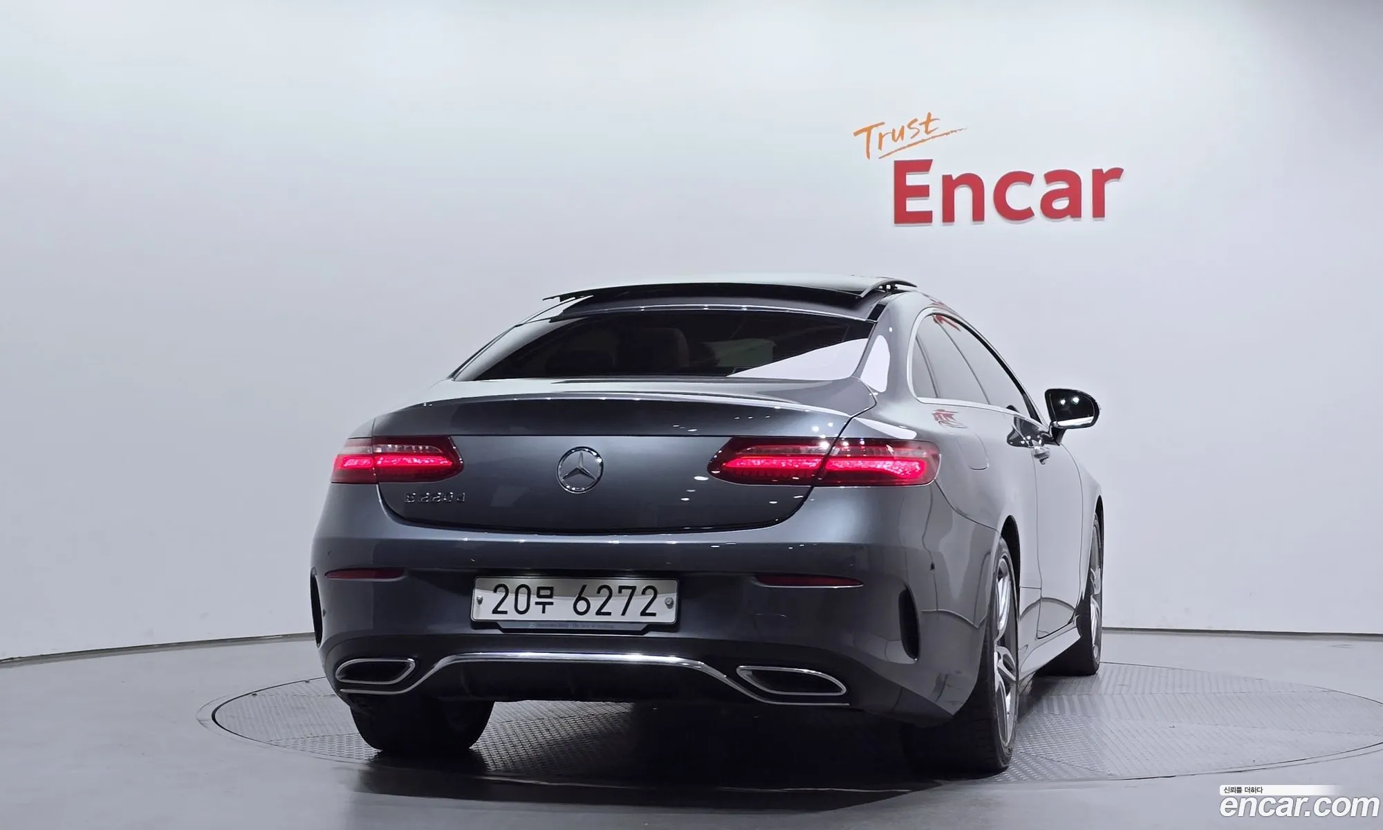 Mercedes-Benz E-Class W213 2018 WDD1J1EB8KF073320 — 4