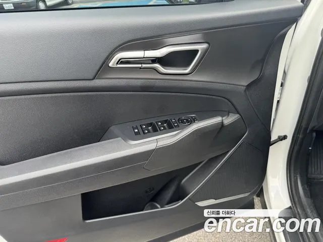 Kia Sportage 2025 — 4