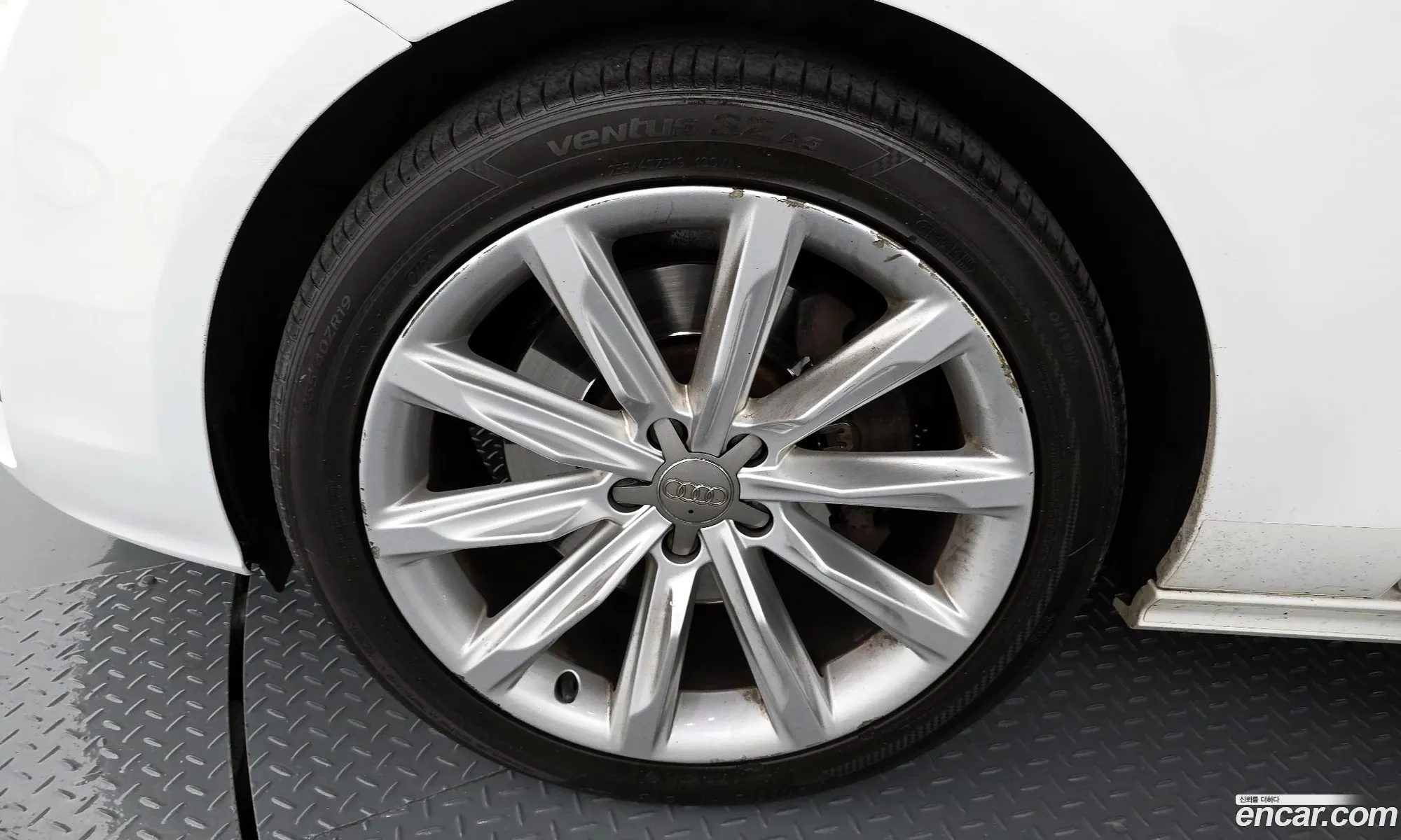 Audi A7 2013 — 2