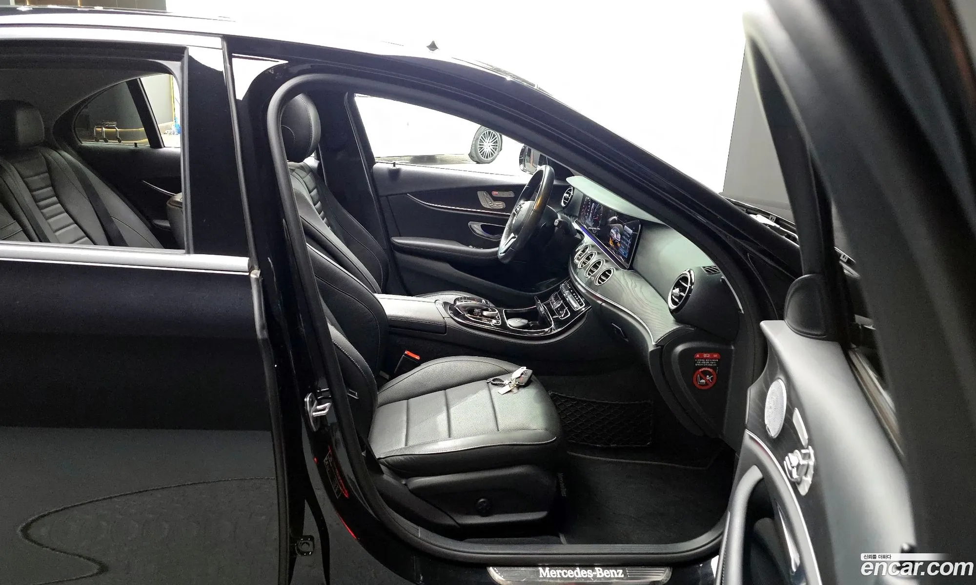 Mercedes-Benz E-Class W213 2018 66666666677666666 — 8
