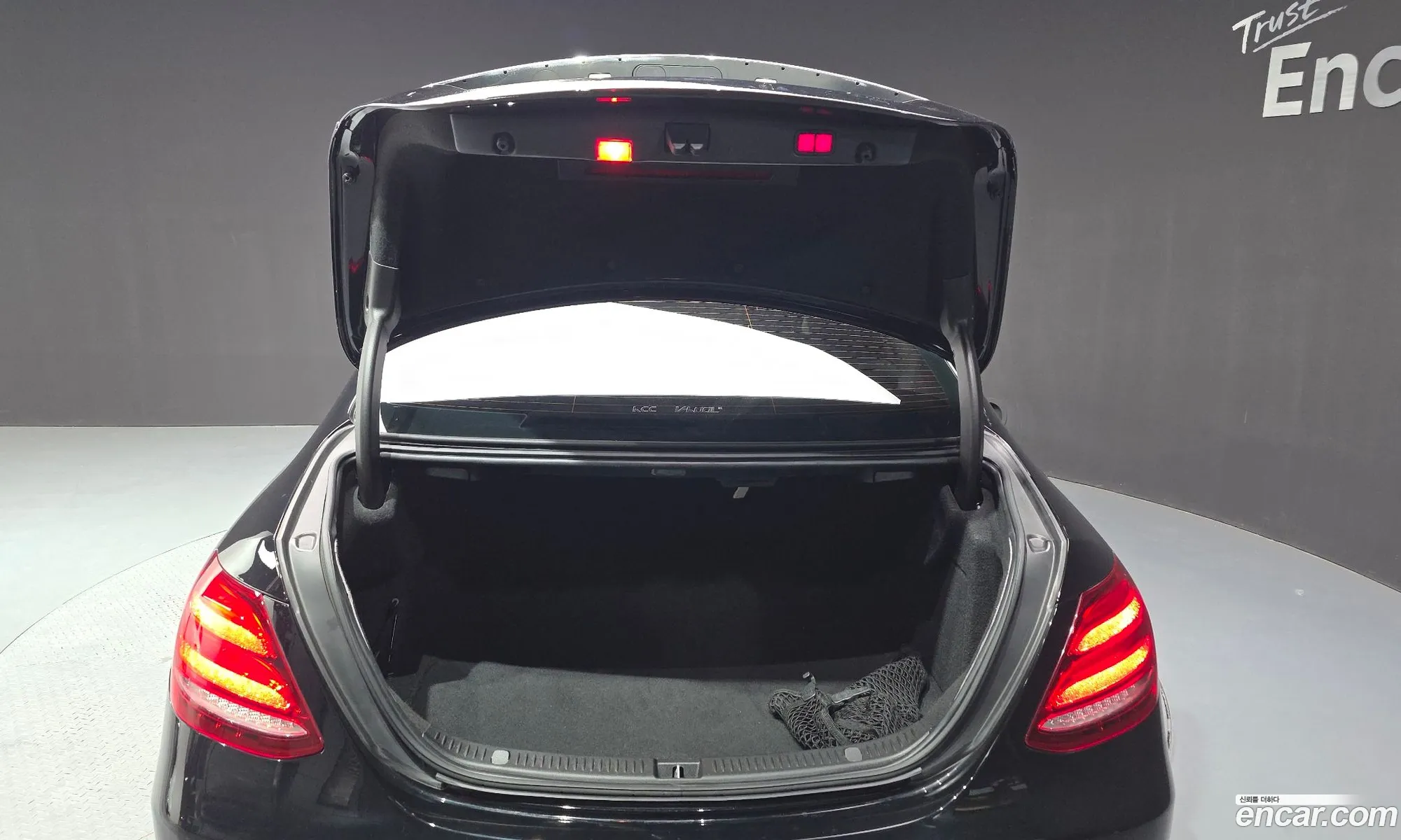 Mercedes-Benz E-Class W213 2018 66666666677666666 — 13
