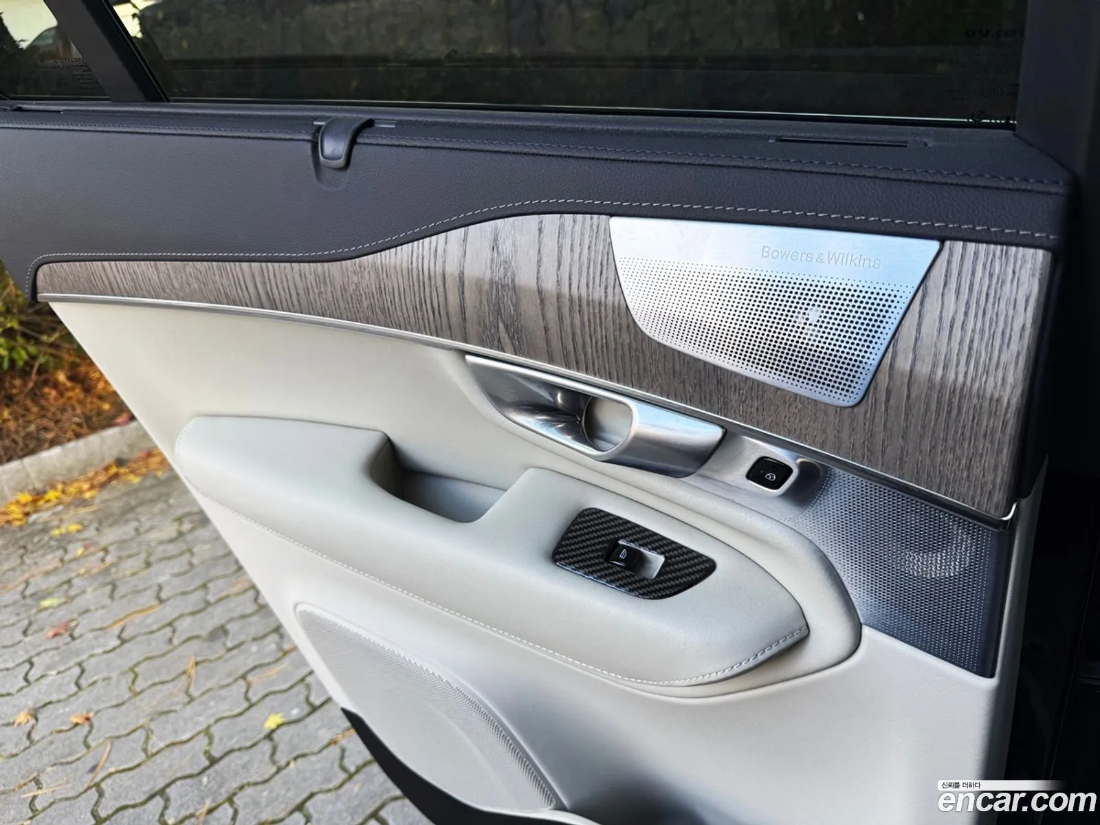 Volvo XC90 2024 — 18