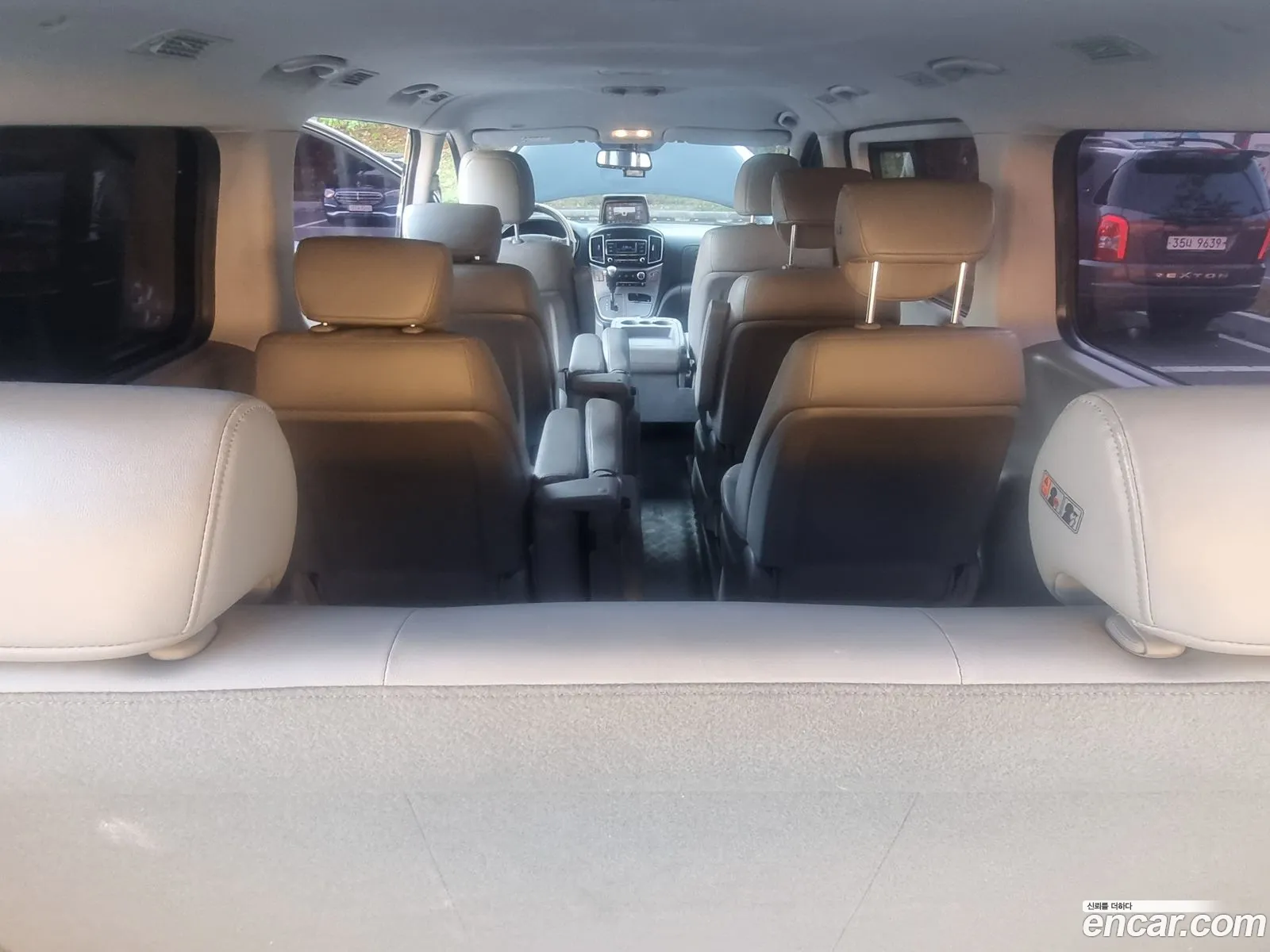 Hyundai Grand Starex 2019 — 10