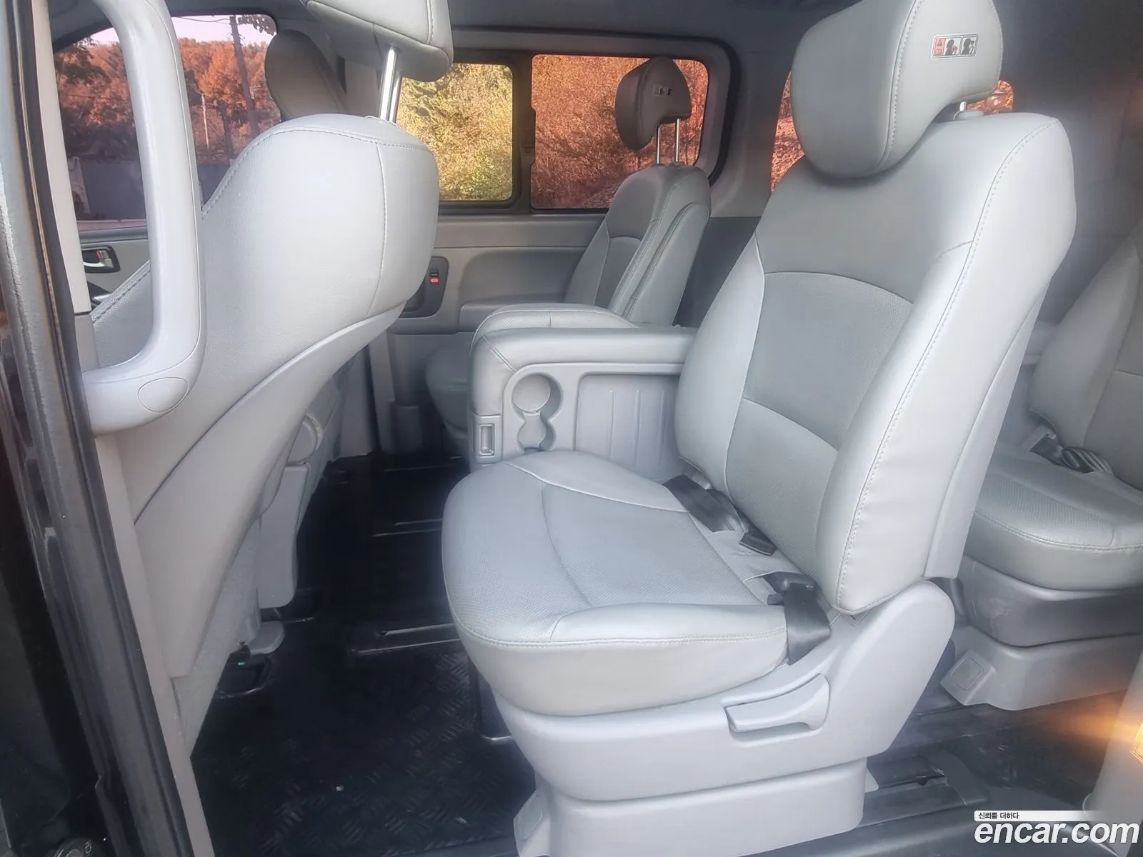 Hyundai Grand Starex 2019 — 12