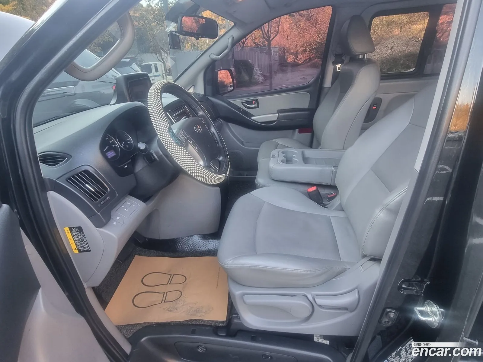Hyundai Grand Starex 2019 — 18