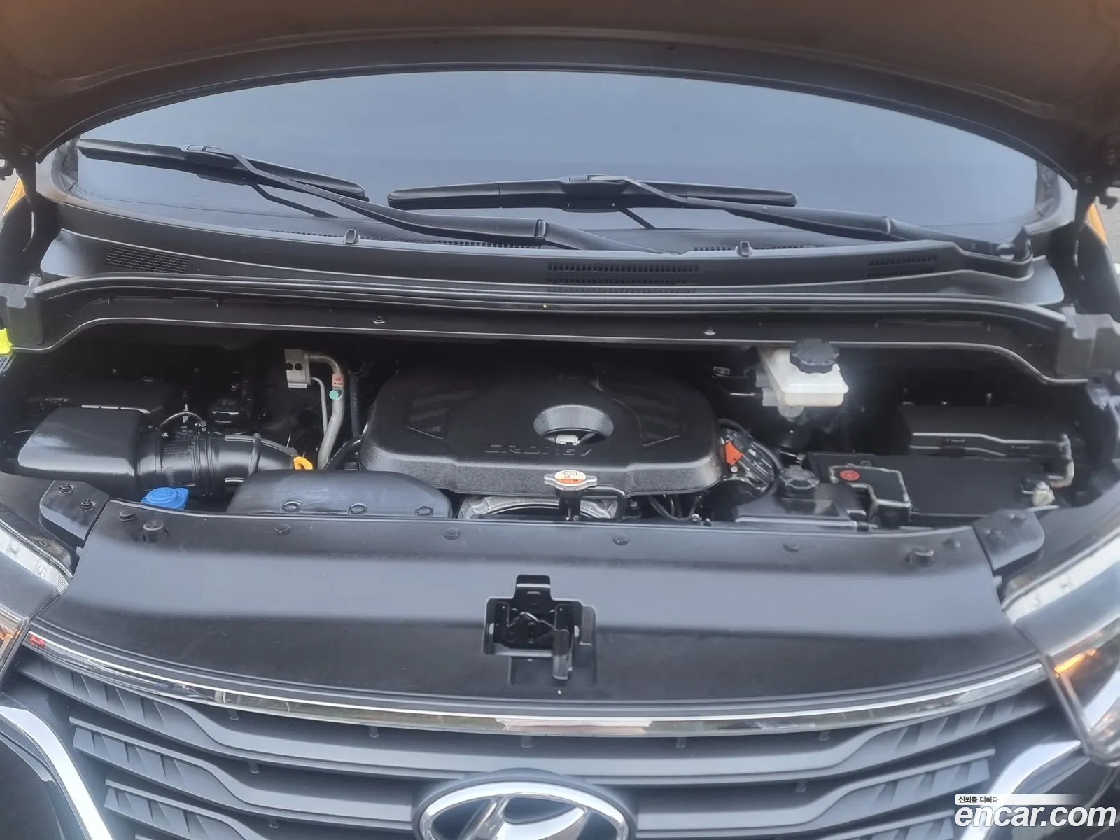 Hyundai Grand Starex 2019 — 17