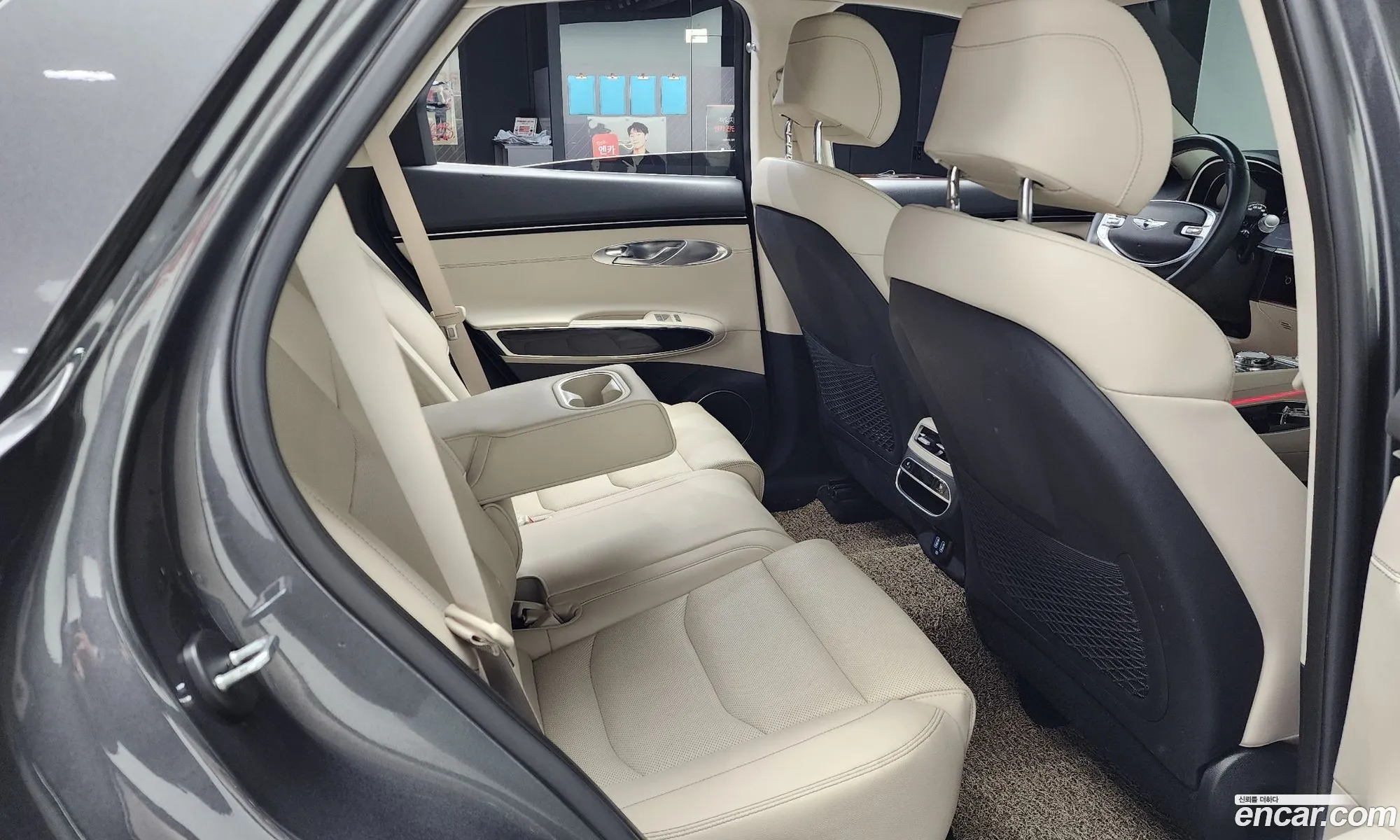 Genesis GV70 2021 — 15