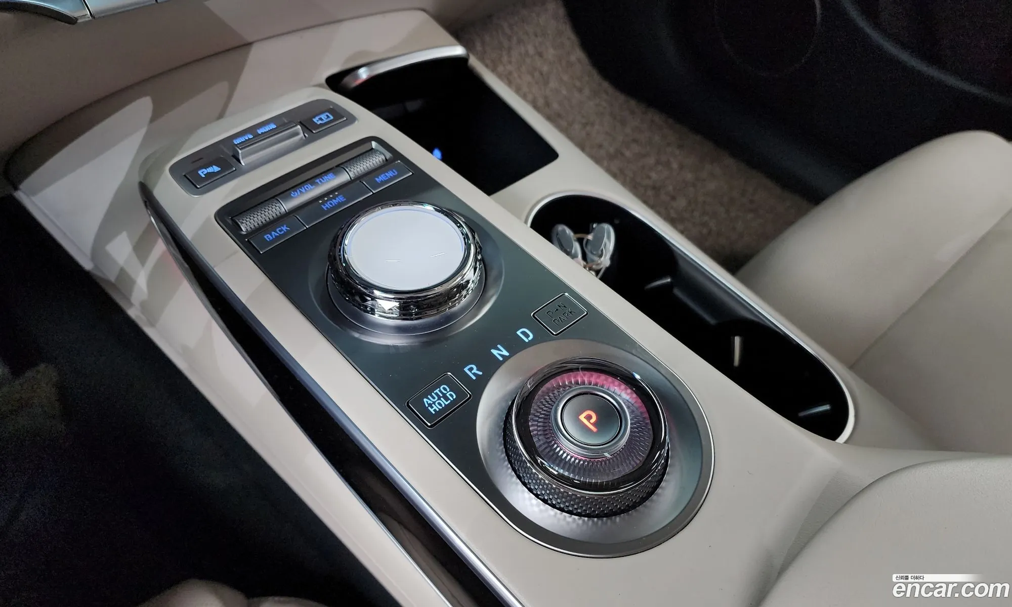Genesis GV70 2021 — 18