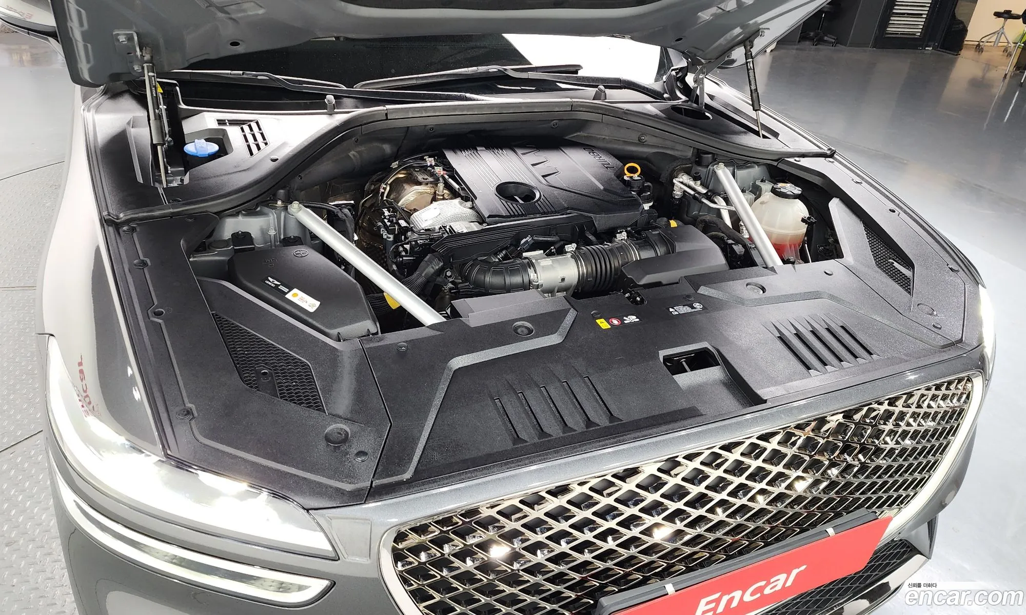 Genesis GV70 2021 — 17