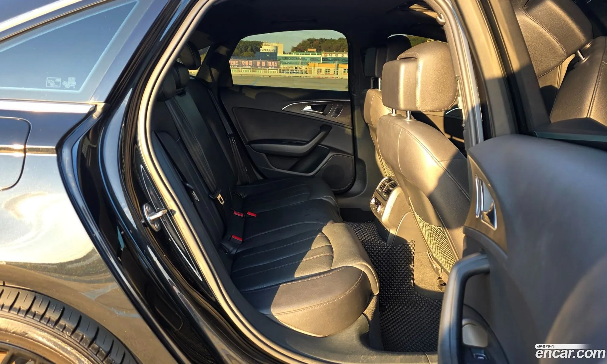 Audi A6 2018 — 18