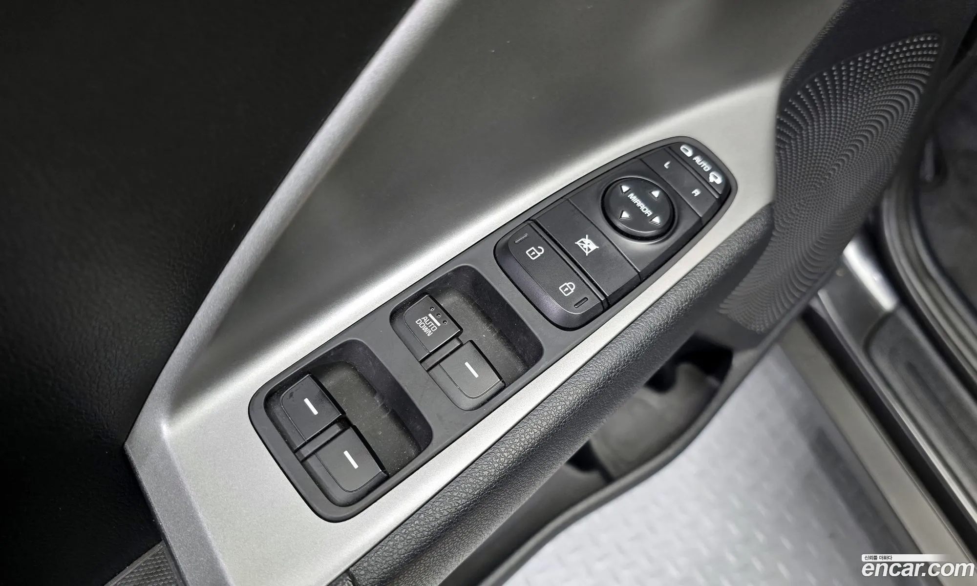 Kia Niro 2021 KNACA81CGNA505710 — 8