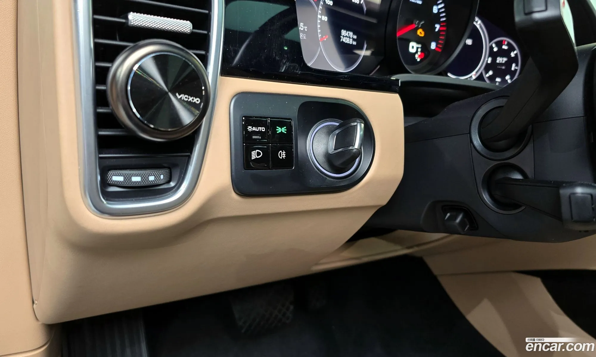 Porsche Cayenne 2019 — 19