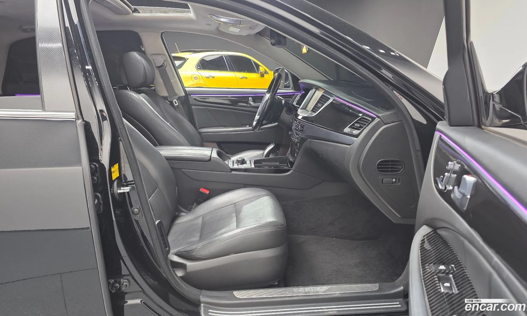Hyundai Equus 2014 — 14