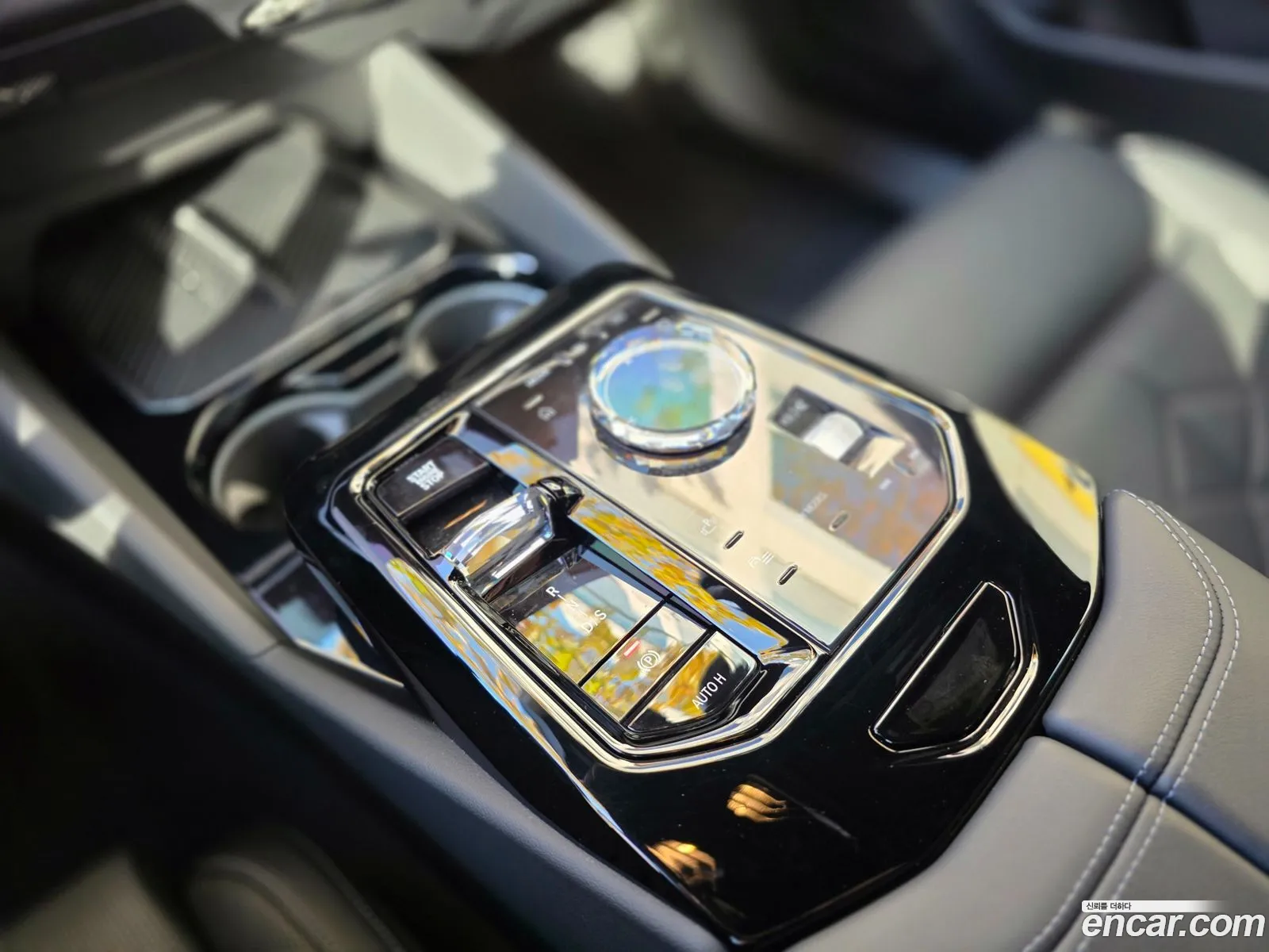 BMW 5 Series 2025 — 11