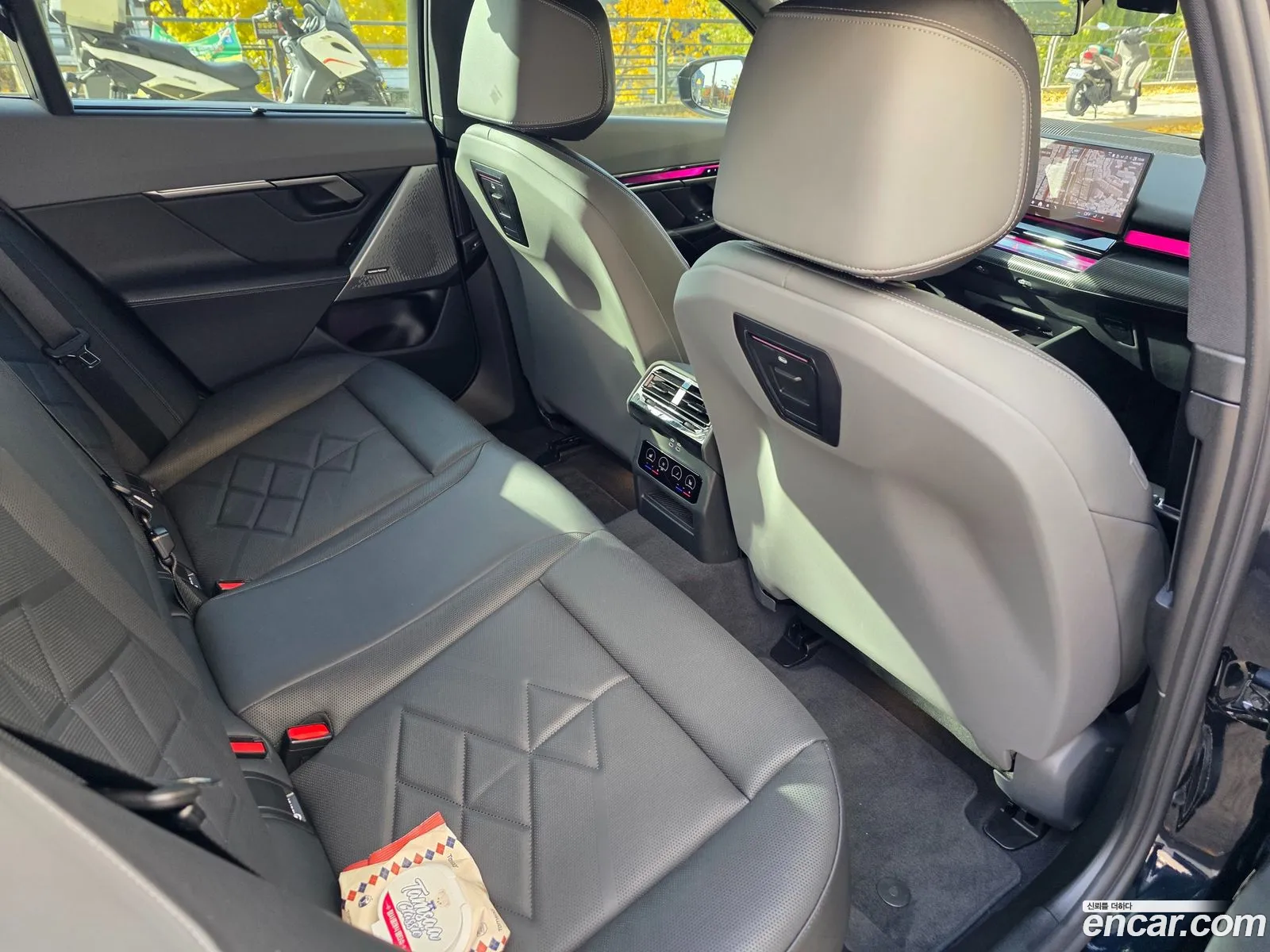 BMW 5 Series 2025 — 14