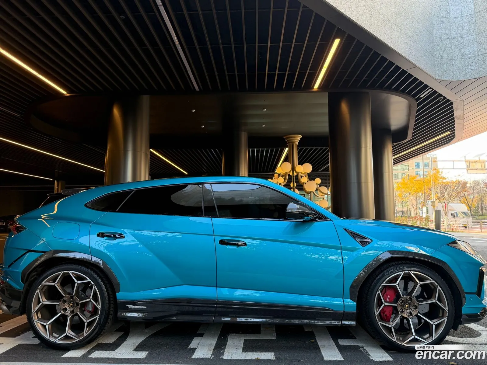Lamborghini Urus 2023 — 16
