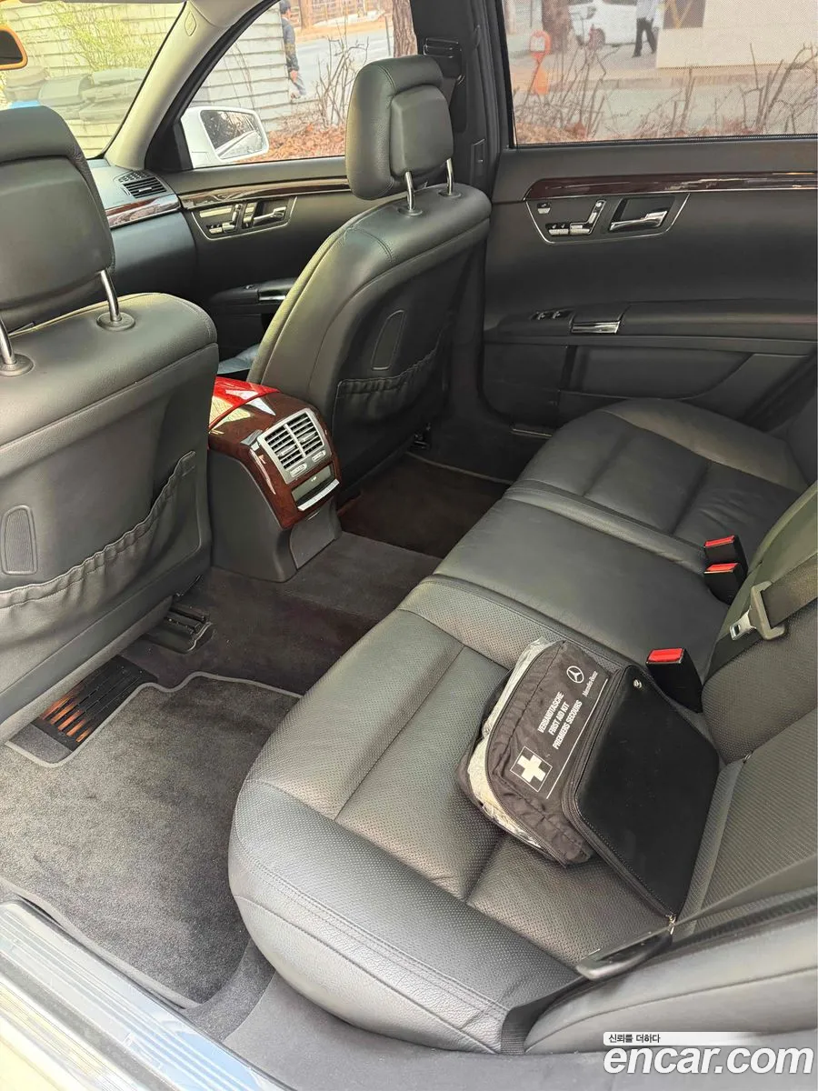 Mercedes-Benz S-Class W221 2010 — 12