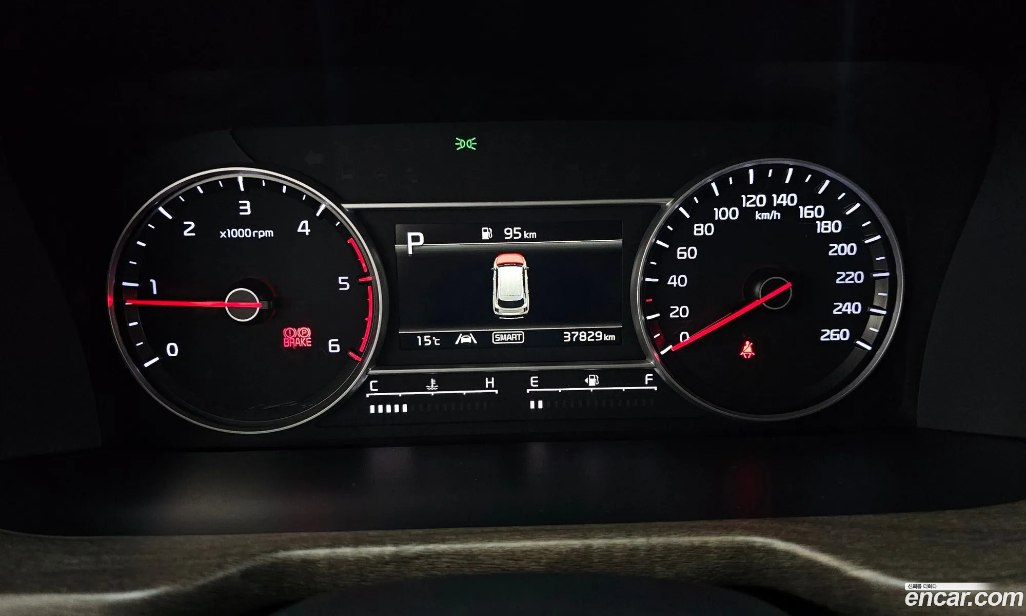 Kia Sorento 2022 — 12